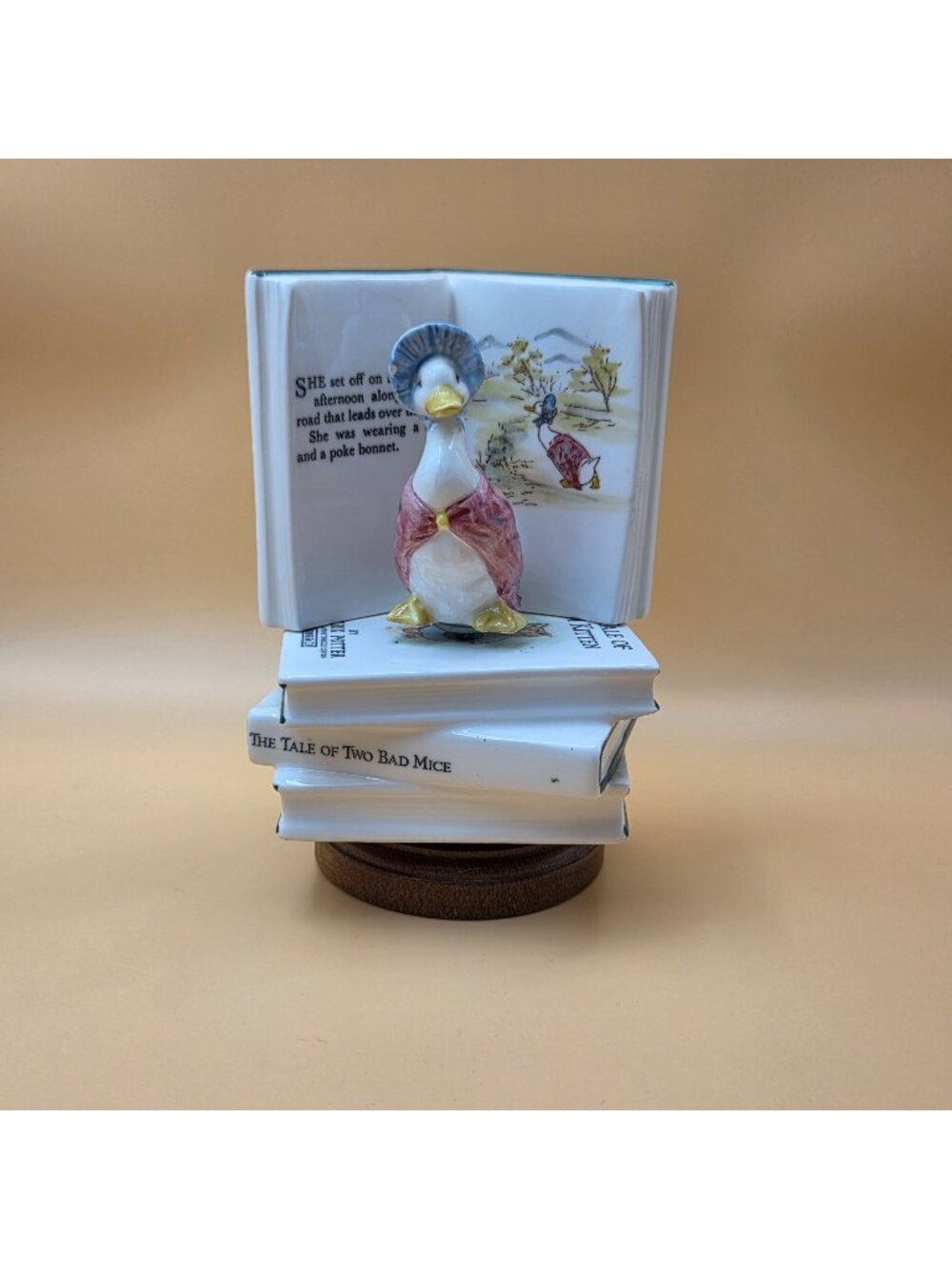Schmid Jemima Puddle Duck On Books Beatrix Potter Music Box